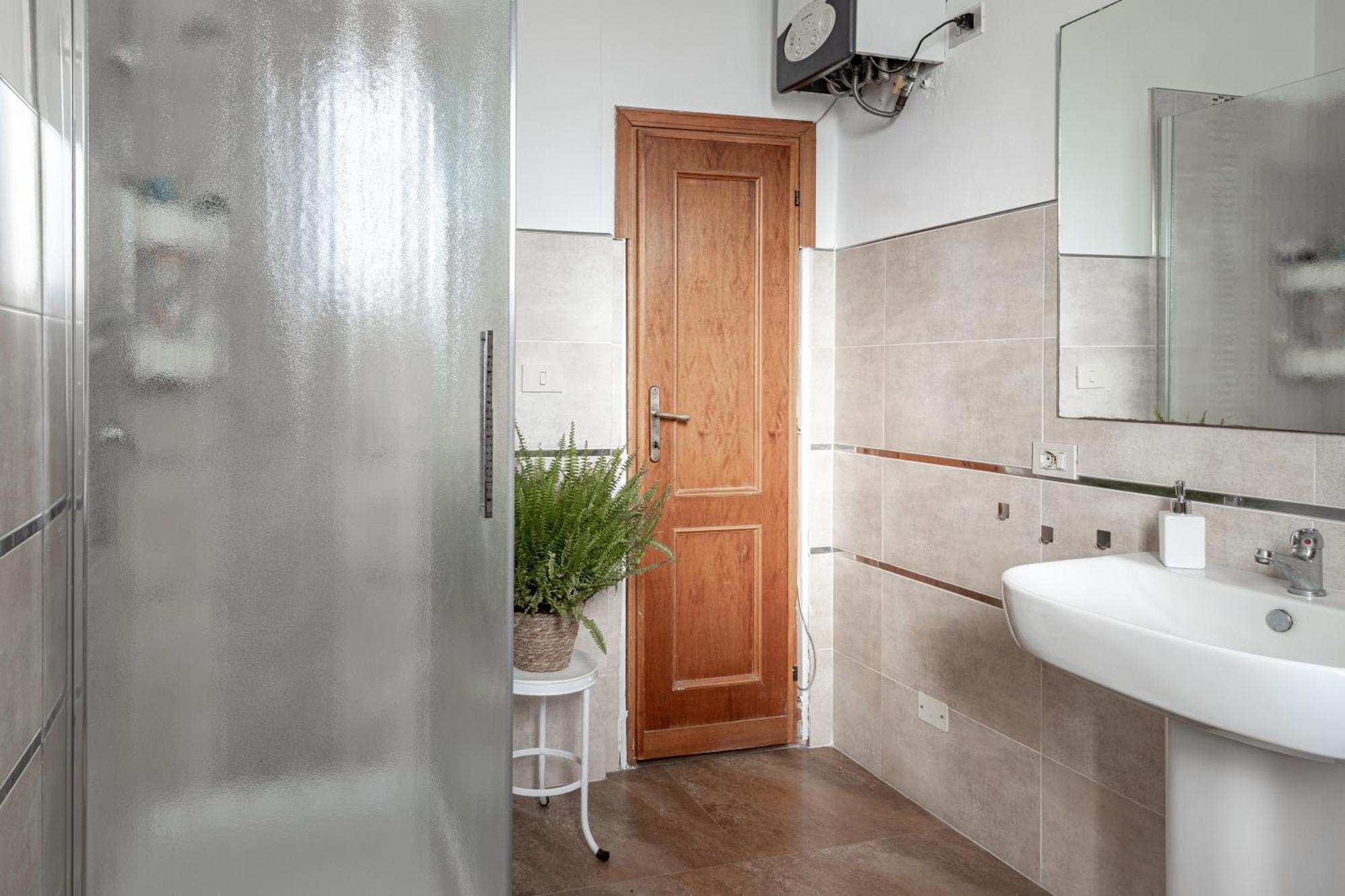 Appartement Camera Privata Con Parcheggio Gratuito à Pise Extérieur photo